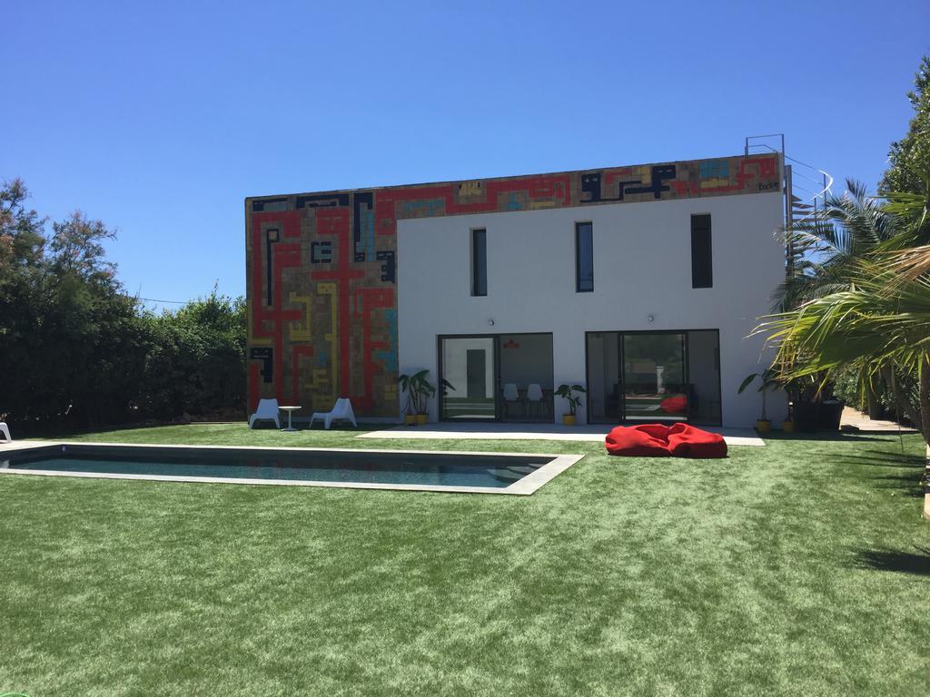 Le Cube Hotel Design A Hyeres Plage Avec Piscine Et Cuisine Exterior photo